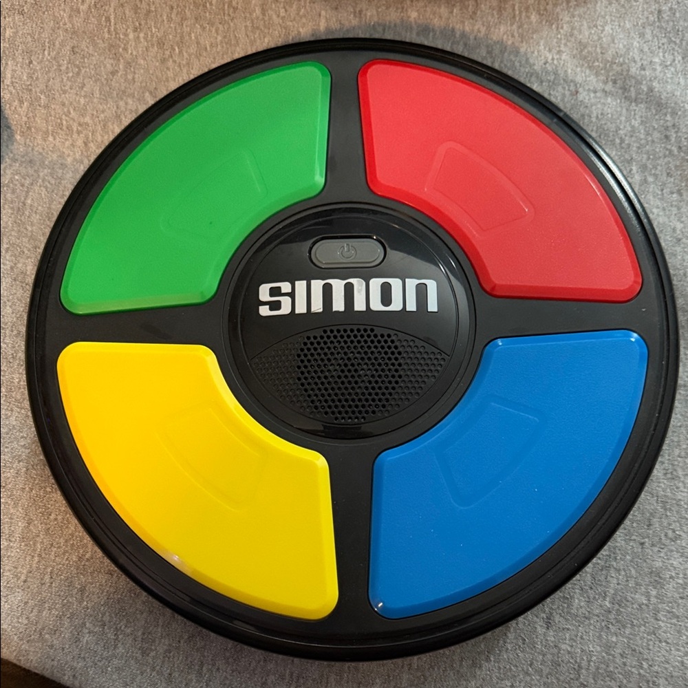 Simons Colorful Memory Challenge Game